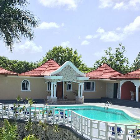 Coral Seas Beach Negril Buitenkant foto