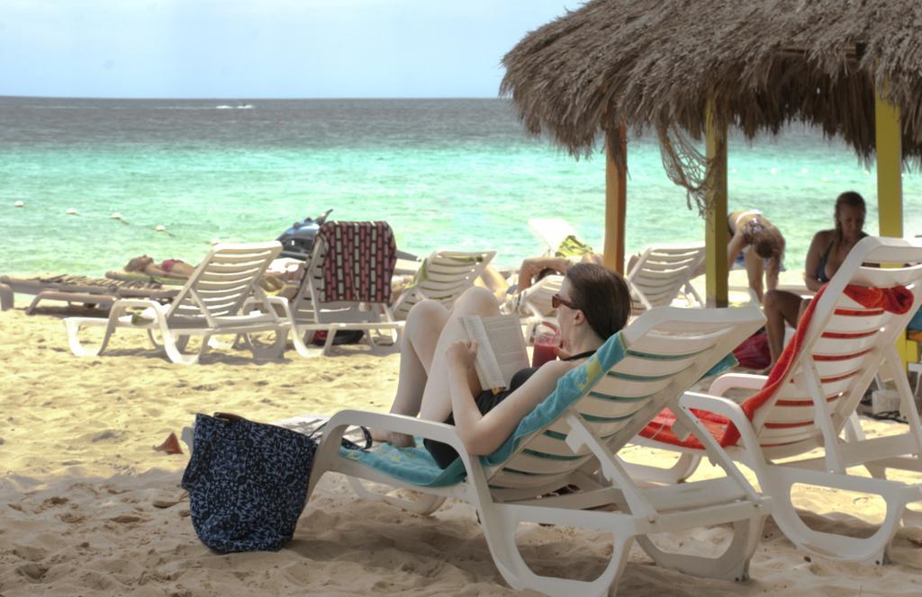 Coral Seas Beach Negril Buitenkant foto